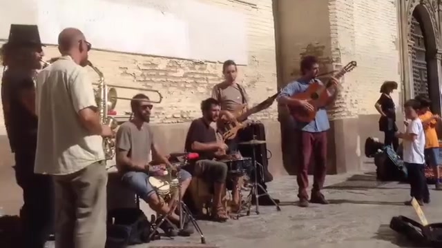 Oasis of rhythm in the babylon desert