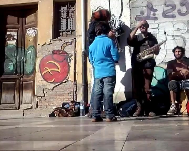 Milchakas, live, in real time and in full colour (…